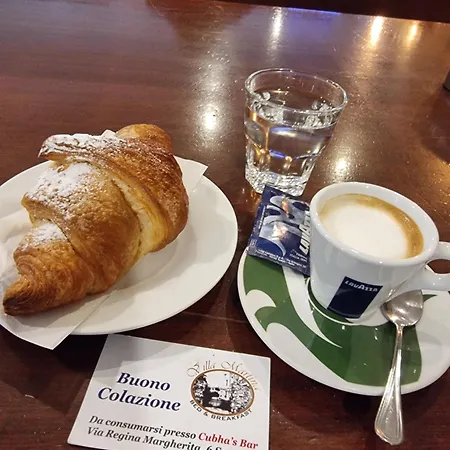 Martina Couette-café Sardara